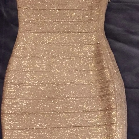 HH sparkly gold bandage dress - Picture 5 of 8